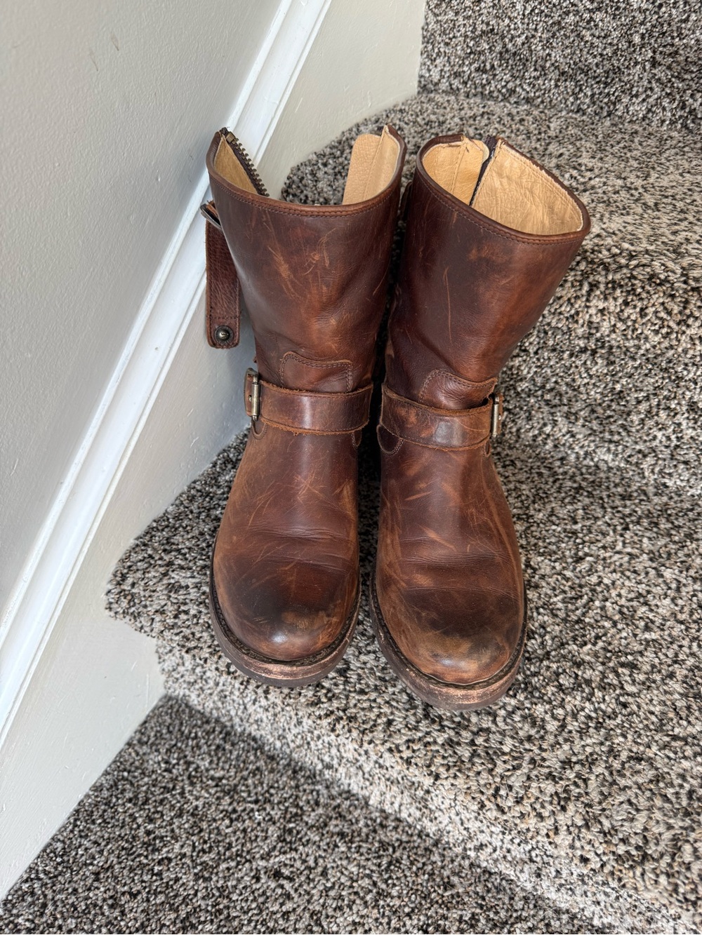 Ladies Frye Brown Leather Engineer Boots sz 8